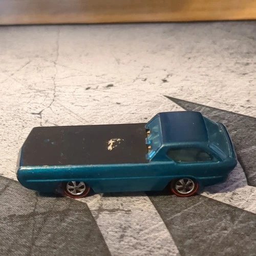 Hot Wheels Deora Redline Wheels 1968 Blue Black Diecast Car