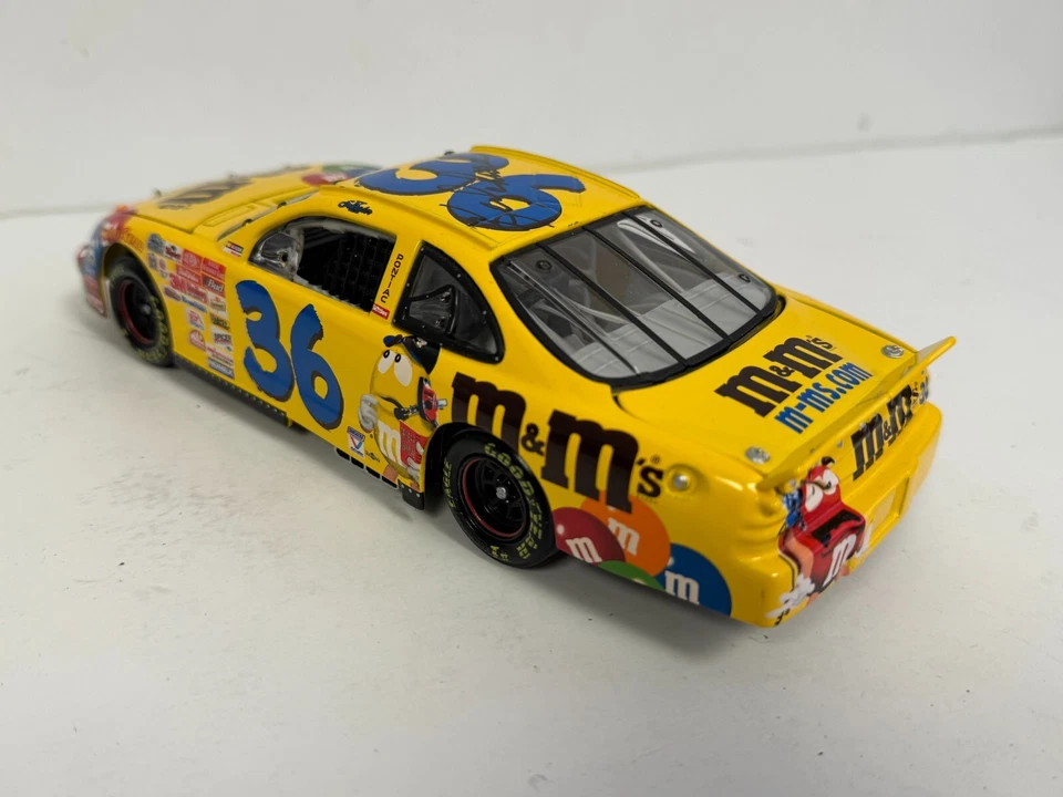 Ken Schrader 1:24 #36 M&M'S 2001 Pontiac Grand Prix SIGNED Diecast Nascar ACTION - Image 4 of 4