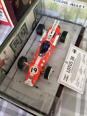 KARUSSELL DIECAST LOTUS 38 ''JIM CLARK'' ROT #19 5204 MASSSTAB 1:18 NEW OLD STOCK