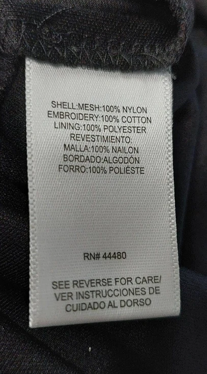 $64 Material Girl Romper Nylon Red Black Rose , L - Imagem 3 de 4