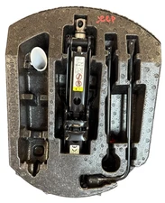 11-22 JEEP GRAND CHEROKEE SPARE WHEEL JACK LIFT & TOOLS & STORAGE TRAY BOX OEM