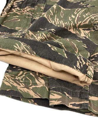 JUNYA WATANABE COMME des GARCONS MAN PINK Tiger Camo Shorts Size