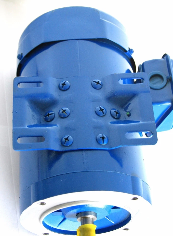 AC MOTOR, 1/2HP, 1725RPM, 3PH, 206-230V/460V,  56C/TEFC, WITH BASE - Image 2 of 4