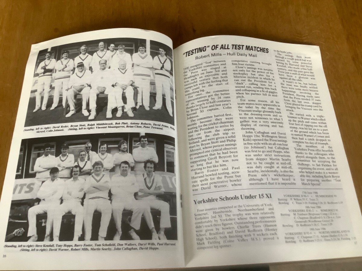 ☺︎！ AUGUST 1986 The White Rose Official Members Programme Yorkshire