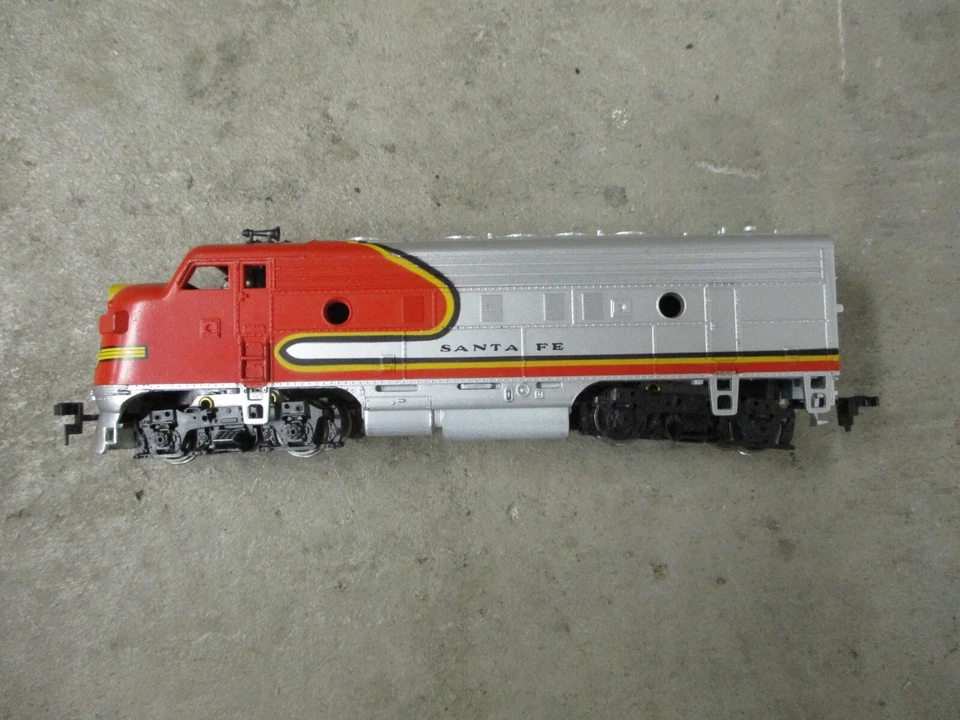 Athearn HO, probado en pista, capó de guerra F-7A diésel, sin número de carretera Foto 3 de 4