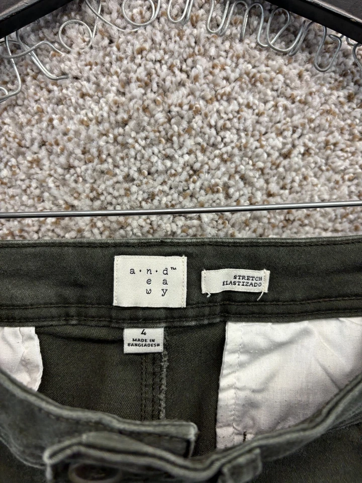 A New Day Green Skinny Leg Pants Stretch Zip Ankle Pants Women's Size 4 - Image 2 of 4