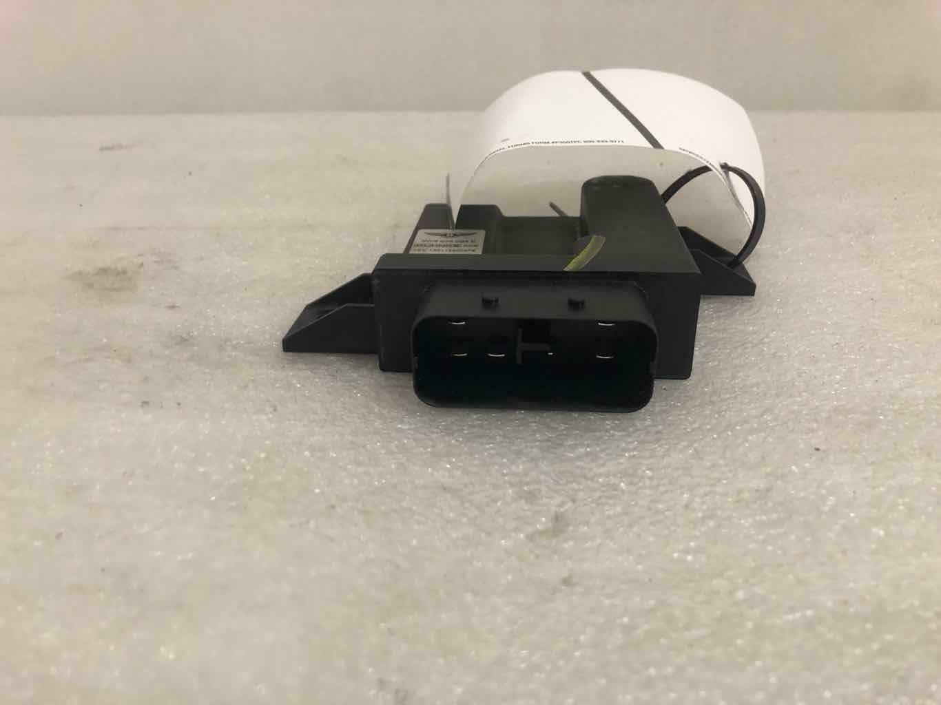 13 Bentley Continental GT GTC Fuel Pump Control Module 3W3906093E