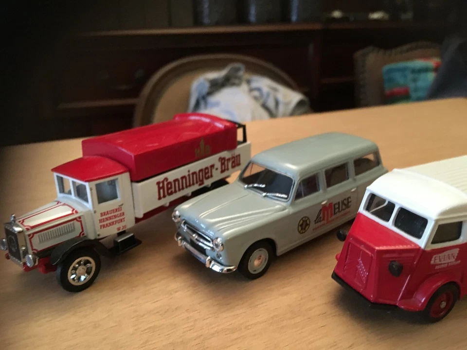 3 VEHICULE PUBLICITAIRE COMMERCIAL CORGI NOREV MATCHBOX collection yesteryears - Photo 2/4
