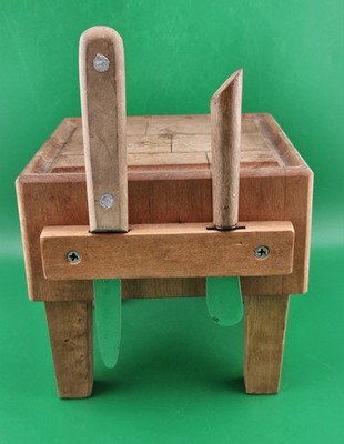 J K Adams Mini Butcher Block Cutting Board Apartment Size W/ Knives READ