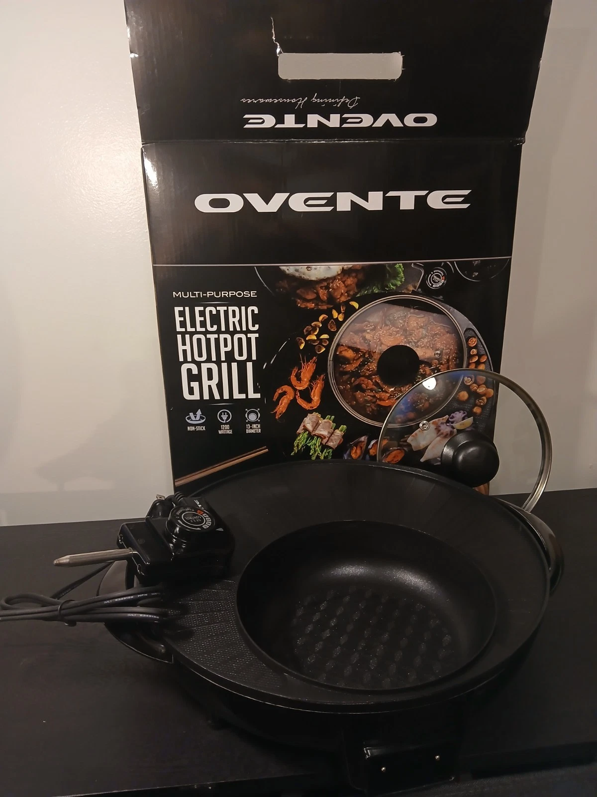 Ovente Electric Hotpot Grill Gh10133b Non Stick Cooker Wok Glass Lid 13" Gourmet