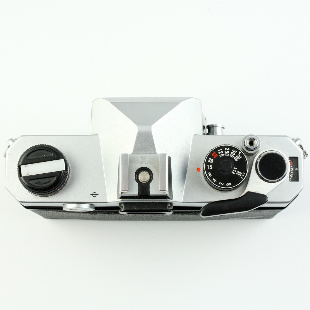 Fujica - ST605 Screw-Mount 35mm SLR Camera *Body Only* - for Parts