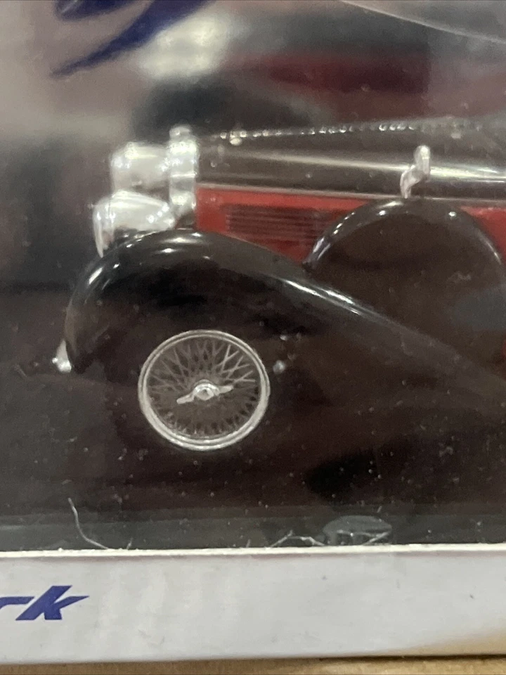 BUGATTI 57 GALIBIER 1939 1/43 RESIN CAR MODEL BY SPARK S2709 SEALED - Image 4 of 4
