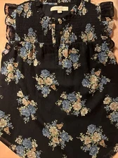 Loft Sleeveless Top Women’s SizeSmall Floral Ruffle Neck And Sleeve