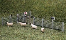 Ratio 419 - Concrete Fence Posts & Gates 00 Gauge Plastic Kit - 1st Class Post
