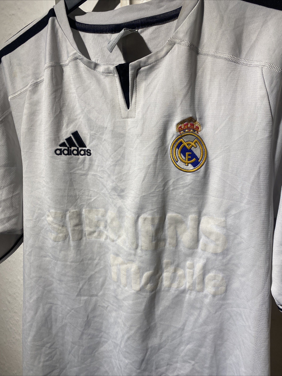 Real Madrid Adidas 2003/2004 Zidane Home Football Shirt Medium  thumbnail 2