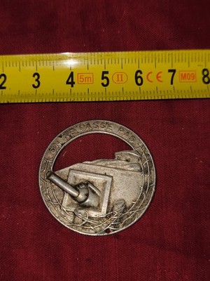 Abzeichen Metall weiß zum Aufnähen 35mm, man geht nicht, Linie Maginot Frankreich 40 WW2