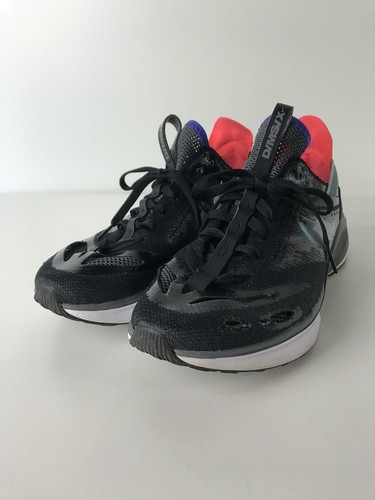 nike dimsix sneakers