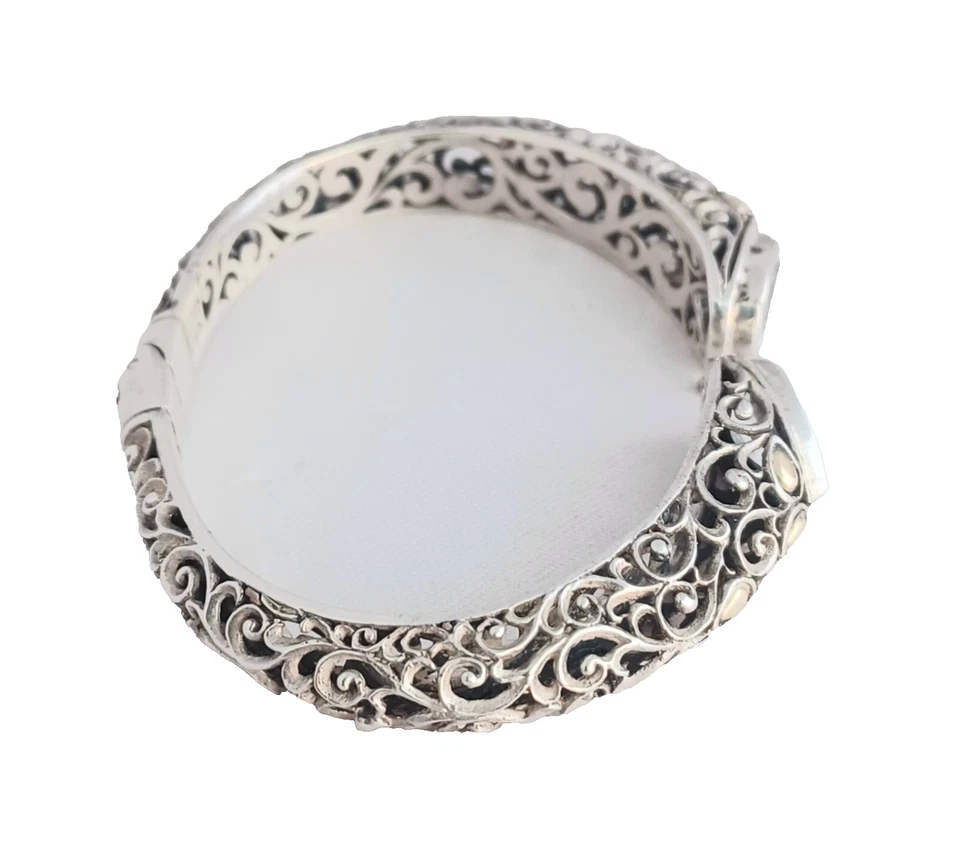 Hermoso SC? Brazalete con bisagras de filigrana de topacio azul de diseño de ley y 18k Foto 3 de 4