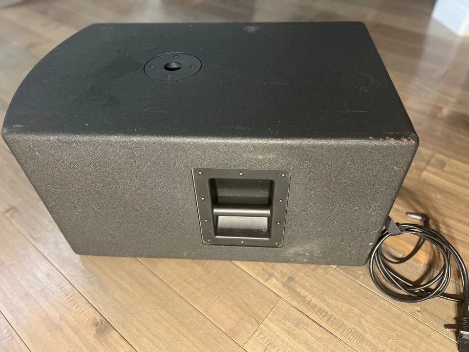 Yorkville NX200S Powered Subwoofer TESTED,  - Image 3 of 3