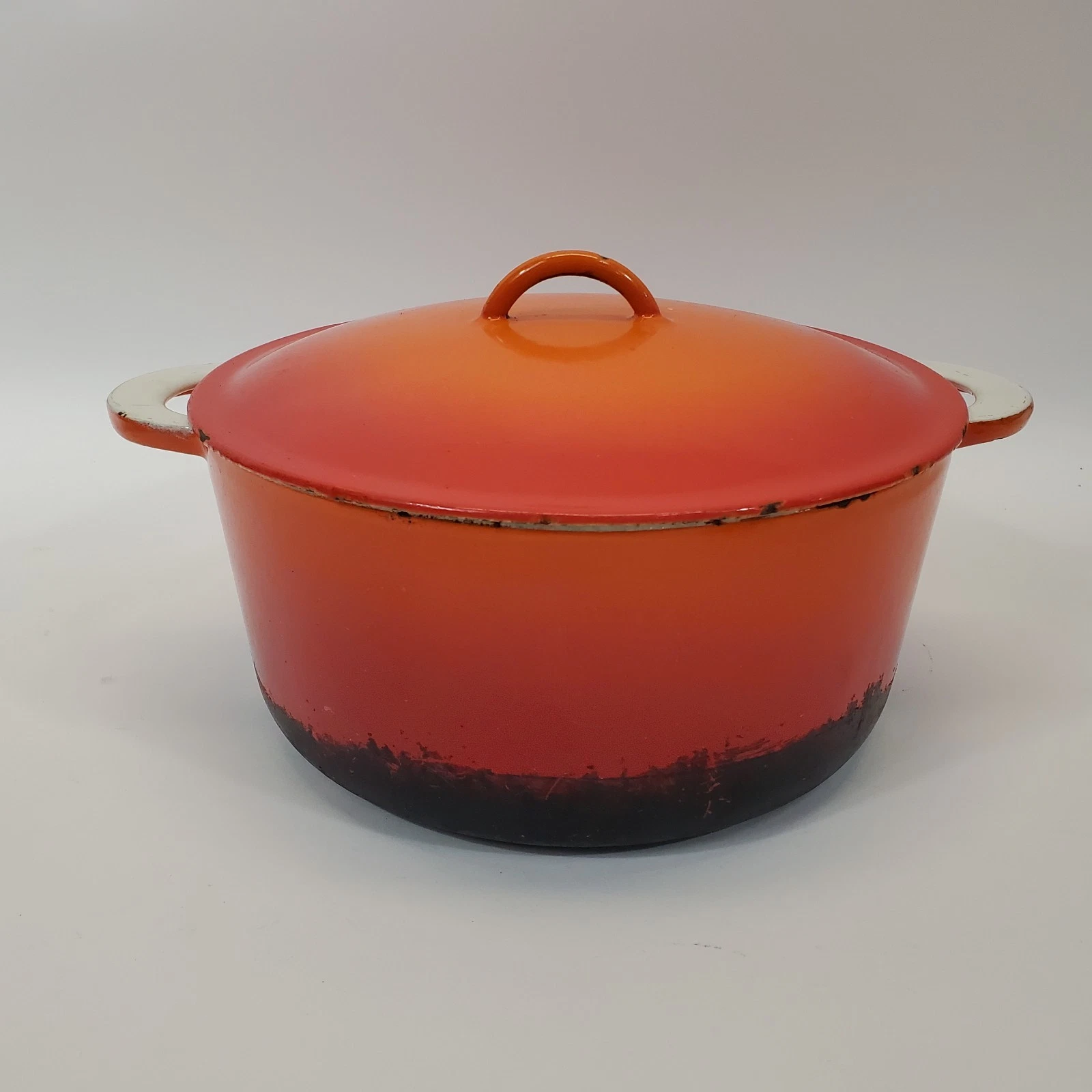 VTG Descoware FE 2-F 12-26 26cm Dutch Oven Flame Enamel Cast Iron Mid Century