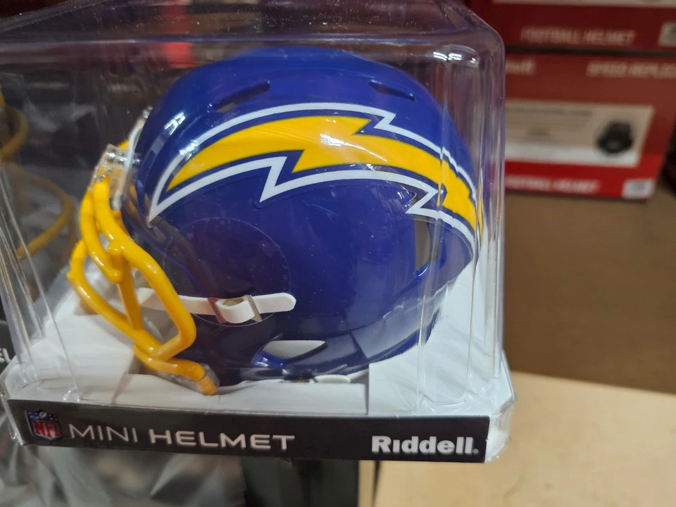 SAN DIEGO CHARGERS TRUE BLUE YELLOSPEED THROWBACK MINI HELMET RIDDELL NEW IN BOX - Image 3 of 4