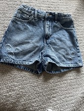 Gap Kids Girls Size 10 Mom Jean Shorts Denim Adjustable Waist Embroidered