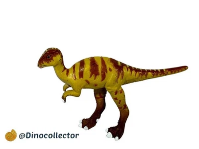 Dinosaur Toy Figure Atlascopcosaurus Animals of Australia Miniature Rare RETIRED - Image 1 of 4