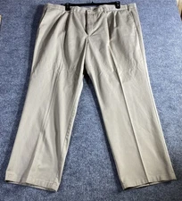 Dockers Men’s Pleated Classic Fit Pants Size 48 X 30