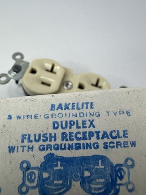 Vintage Leviton Bakelite Duplex Surface Receptacle Number 5230 New in box