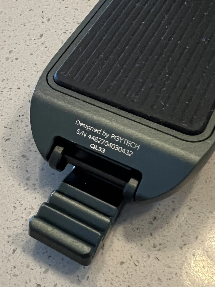 Clip de cámara PGYtech Beetle con placa ARCA sistema de liberación rápida bloqueo rápido V1 Foto 3 de 4