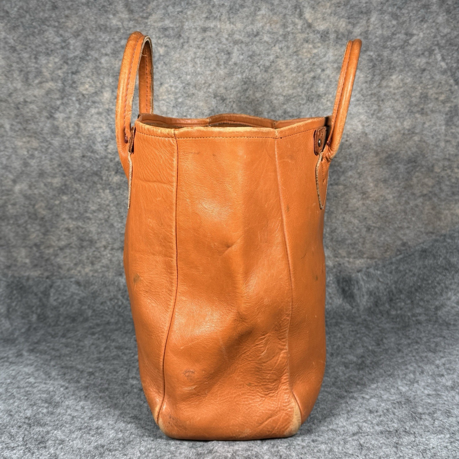 Vintage 60's Cursive Script Label All Leather LL … - image 2