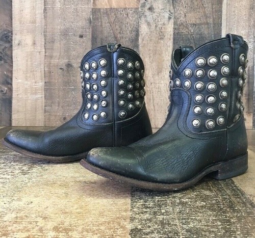 Stivaletti da cowboy Frye 76684 Wyatt neri con borchie donna 6,5 B - Foto 12 di 12