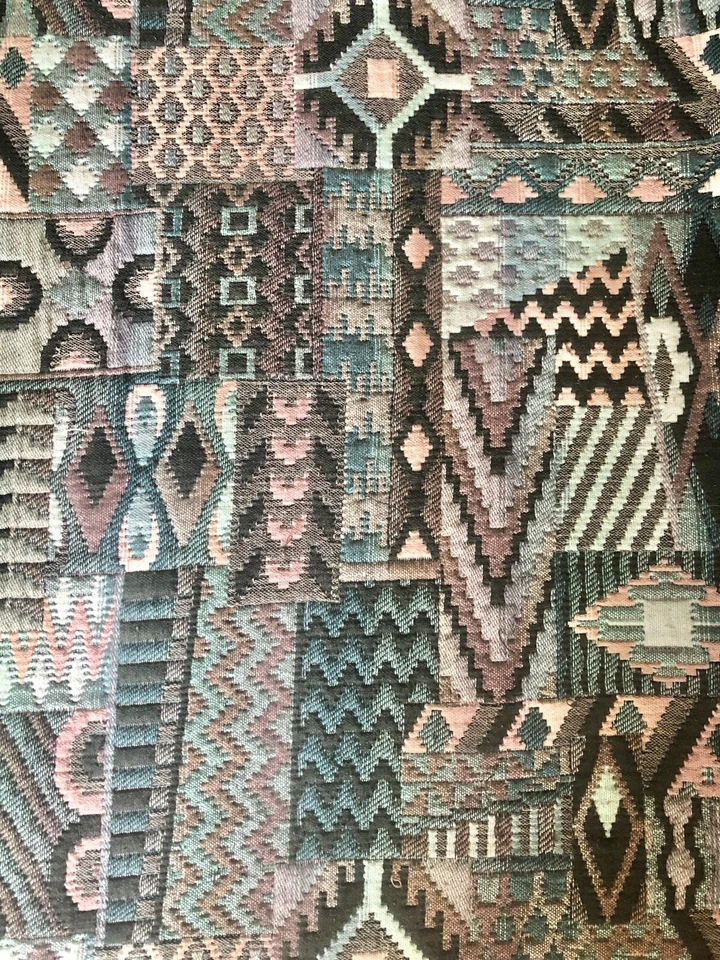 Colcha Jacquard Acolchada Lujo Reversible Patrón - Talla King - NUEVA En Bolsa Foto 2 de 4