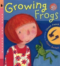 Growing Frogs: Big Book: Read and Wonder by Vivian French (English) Paperback Bo