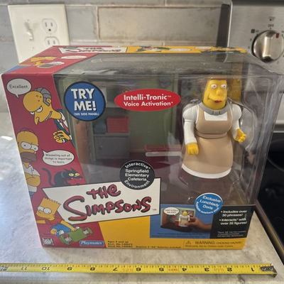 #ad 2002 Playmates The Simpsons Interactive Springfield Cafeteria Lunchlady Doris $23.00