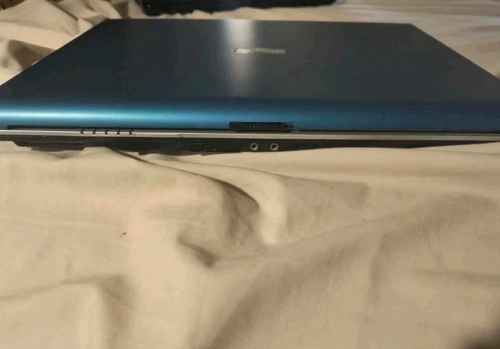 Toshiba Satellite Series Laptop - Image 2 of 4