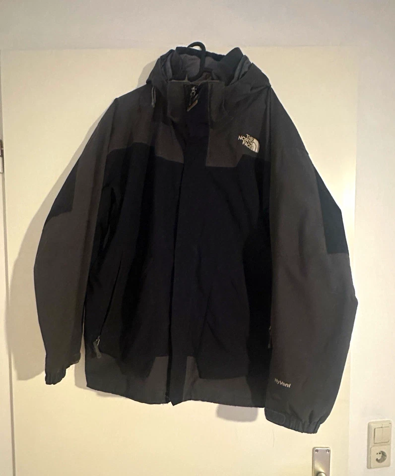 The North Face HyVent Windbreaker Jacke mit Kapuze Schwarz/Grau Gr. 95 - Bild 1 von 4
