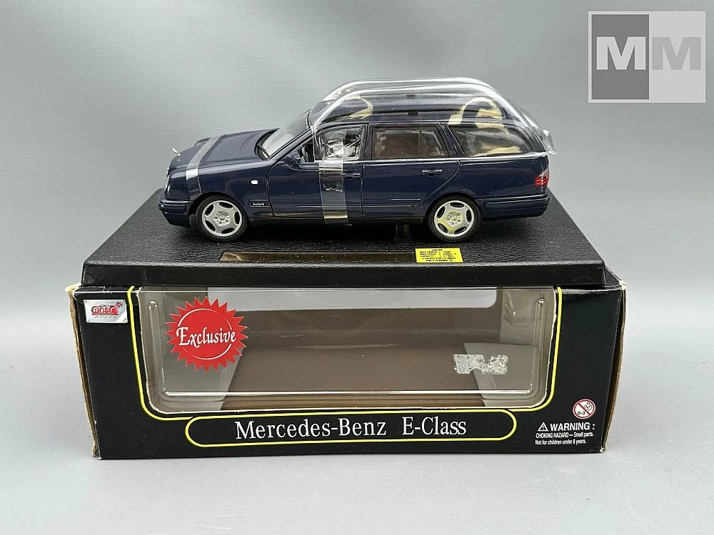 Anson Mercedes-Benz 1:18 Scale Diecast Cars, Trucks & Vans for