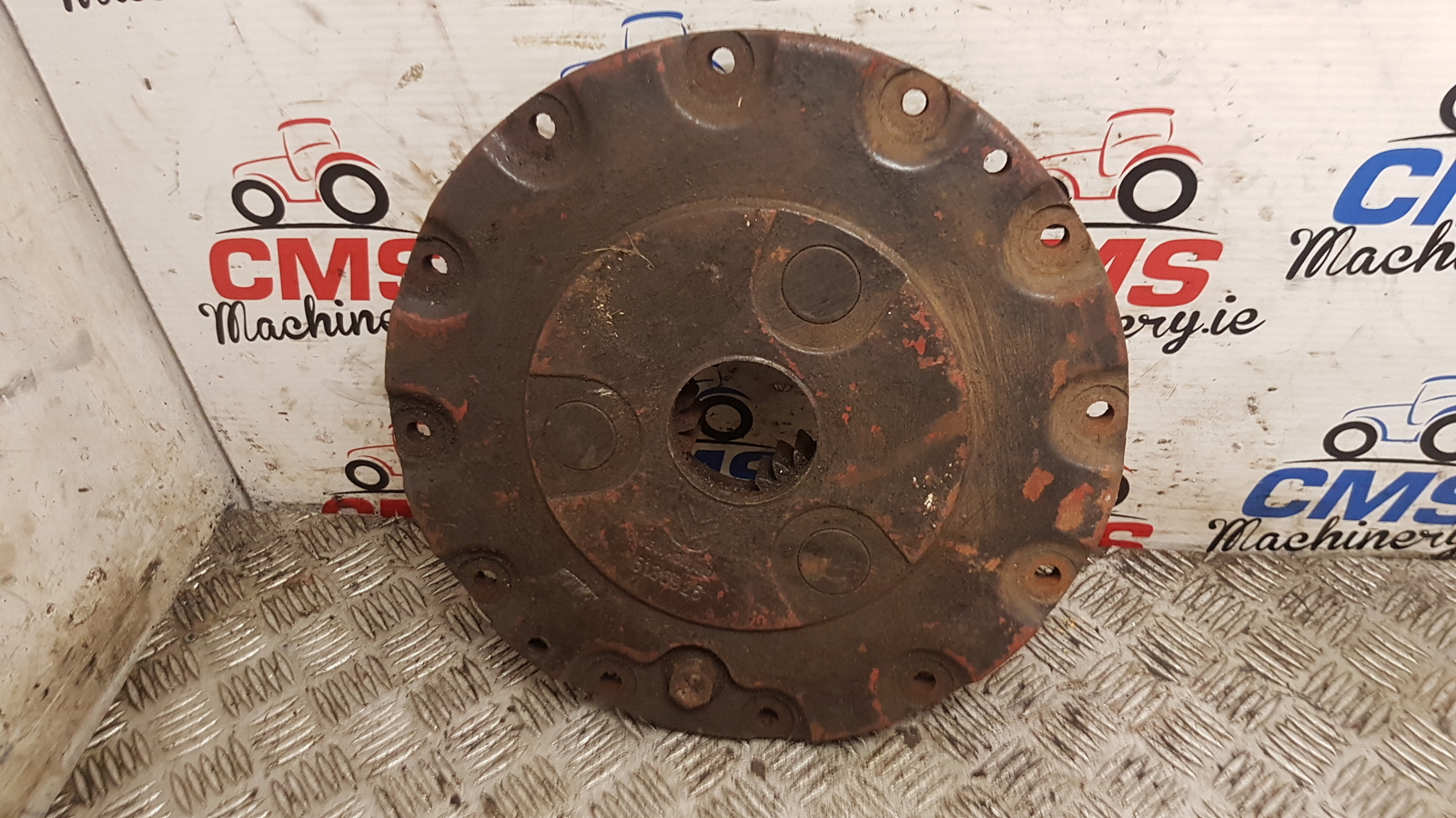 Case New Holland Fiat Front Axle Hub Support Carrier 5181055  