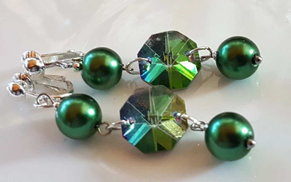 OHRCLIPS  CLIPS VERSILBERT KRISTALL PERLEN GRÜN MEHRFARBIG - Bild 2 von 2