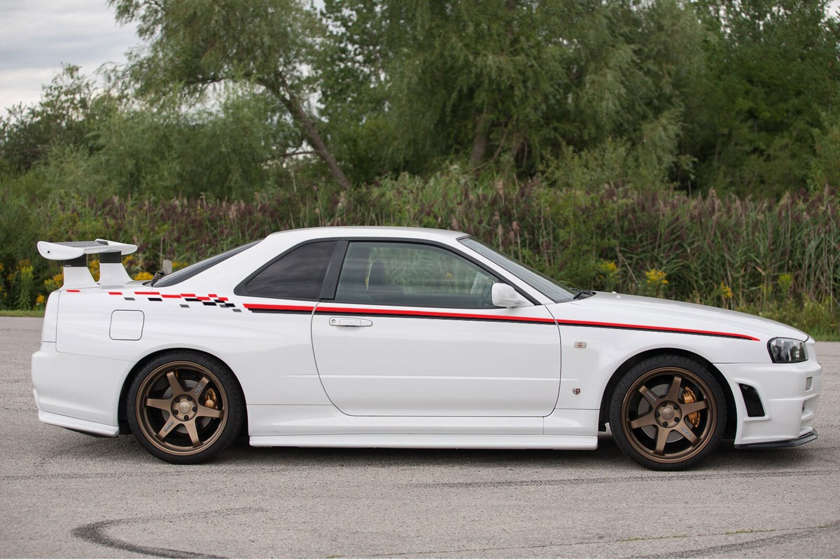 NISMO INSPIRED R-TUNE / S-TUNE BODY STRIPE DECAL KIT : NISSAN