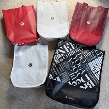 Lululemon Reusable Bags - Set of 4 Small Logo Lunch Tote Bags + 1 Medium Bag