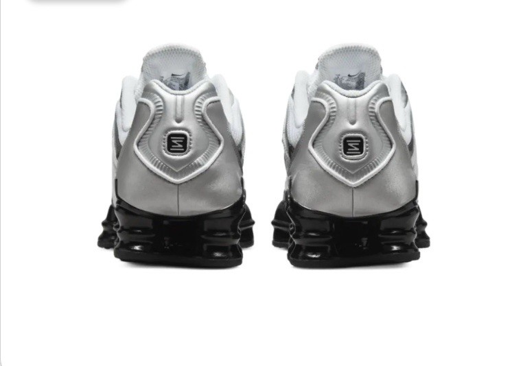 NIKE SHOX TL BLACK METALLIC SILVER Size 11 HQ4049-001 06/18/24l08