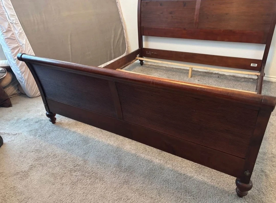 Cama trineo King clásicos británicos Ethan Allen, artículo #29-5611-6 pulgadas #260 cinabrio Foto 3 de 4