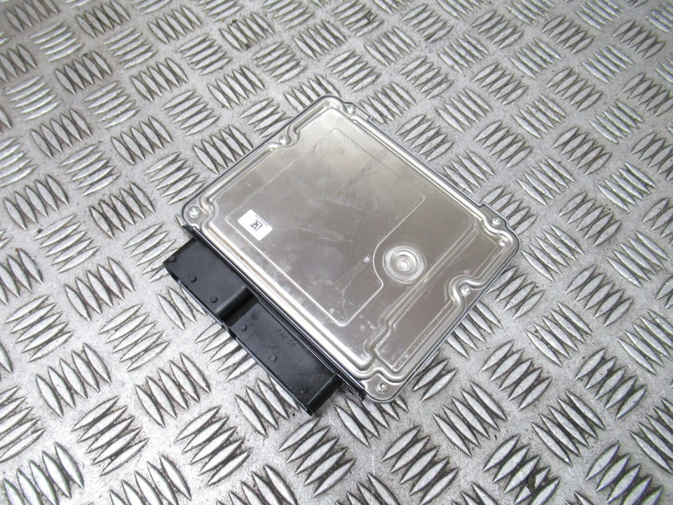 2015 BMW 5 520D SE F10 2.0 DIESEL 8 SPEED AUTO MK6 ENGINE ECU REF3810 - Image 4 of 4