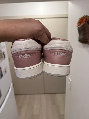 Größe 44 (11US) - DIOR B27 niedrig rosa creme super gepflegt authentisch 1150 $ Einzelhandel - Bild 4 von 9
