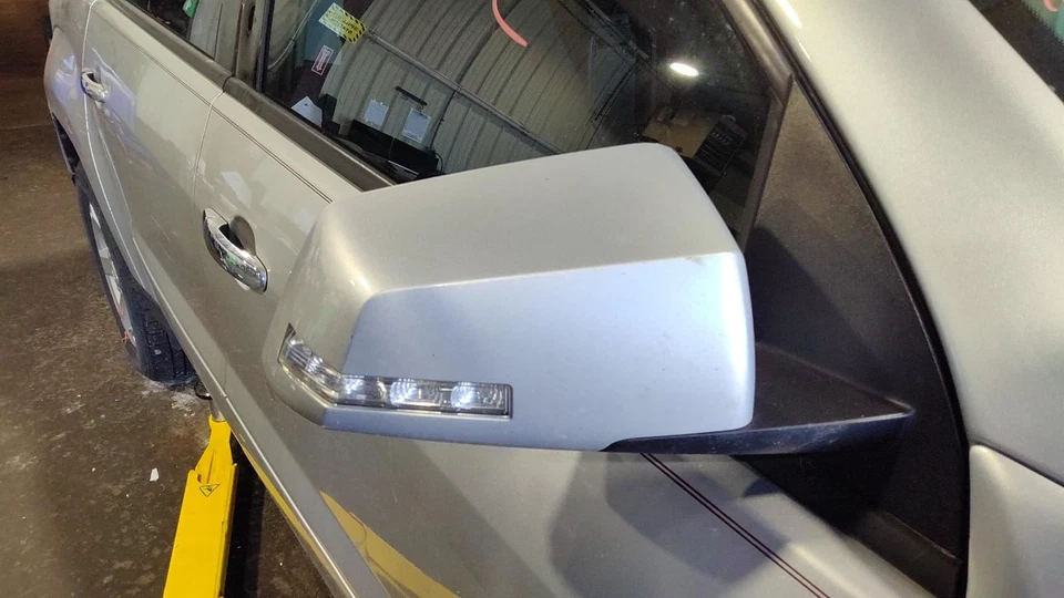 Seat Belt Front Bucket Driver Buckle Fits 07-09 ACADIA 1081547 - Image 3 of 4