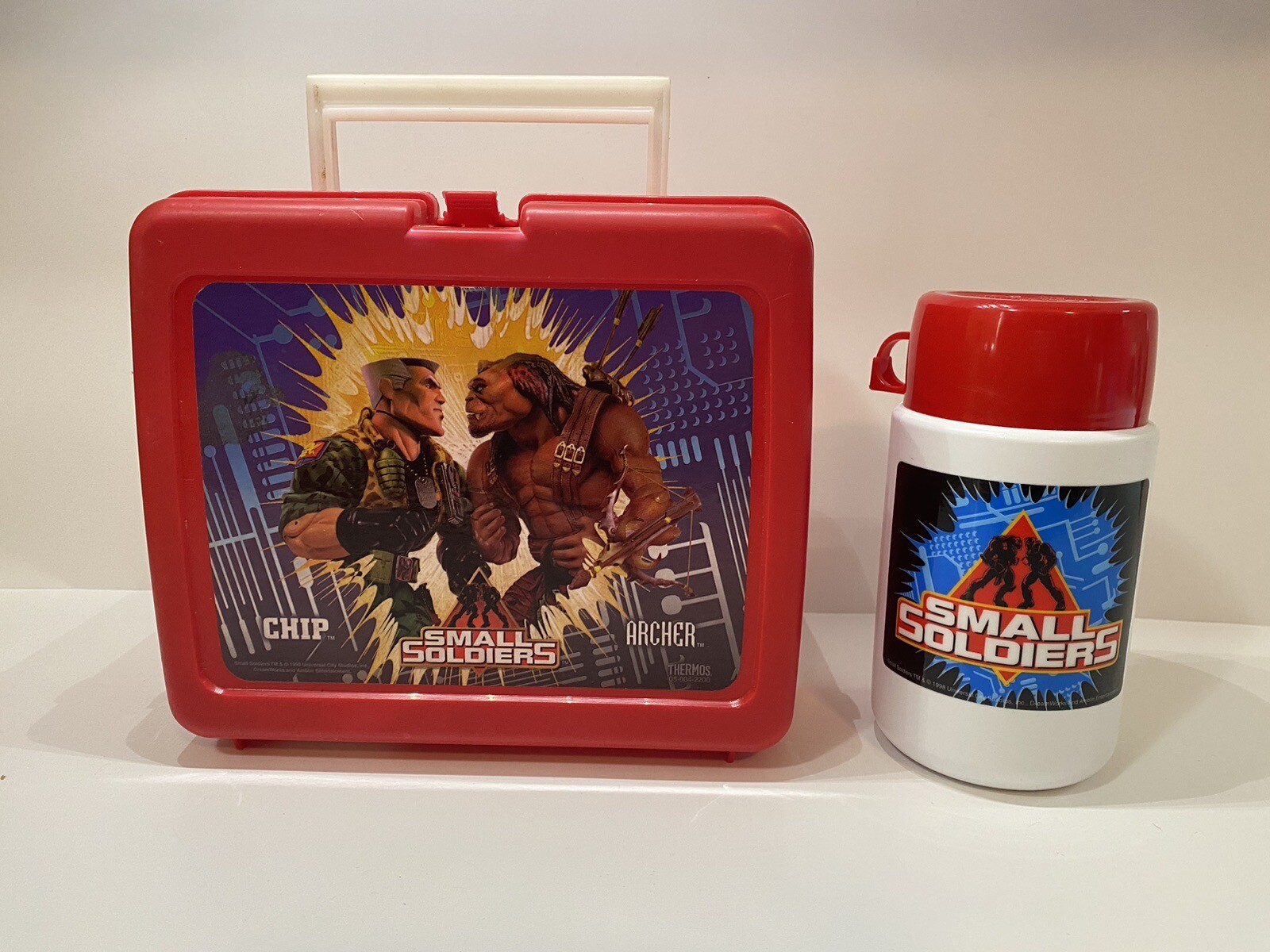 With Thermos 1998 Thermos