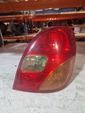 TOYOTA COROLLA Verso E12 Rücklicht hinten rechts 1.80 Petrol 81kw 2003 33882035