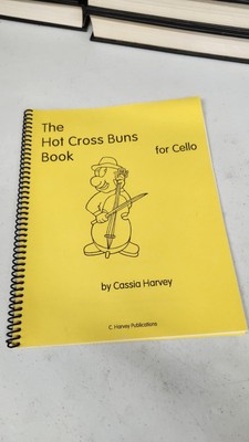 The Hot Cross Buns Book for Cello; Cassia Harvey (C. Harvey Publications)